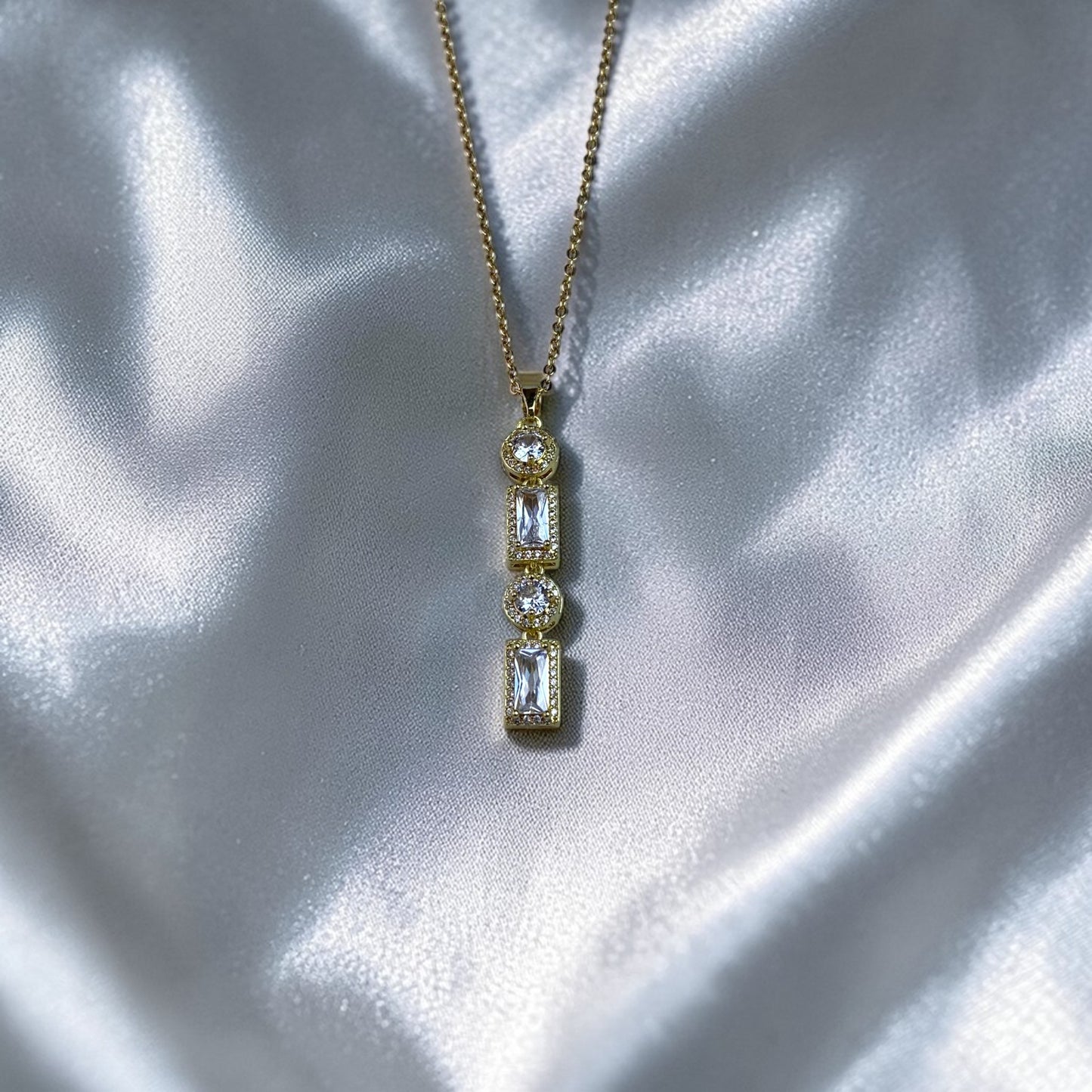 Royal Aura