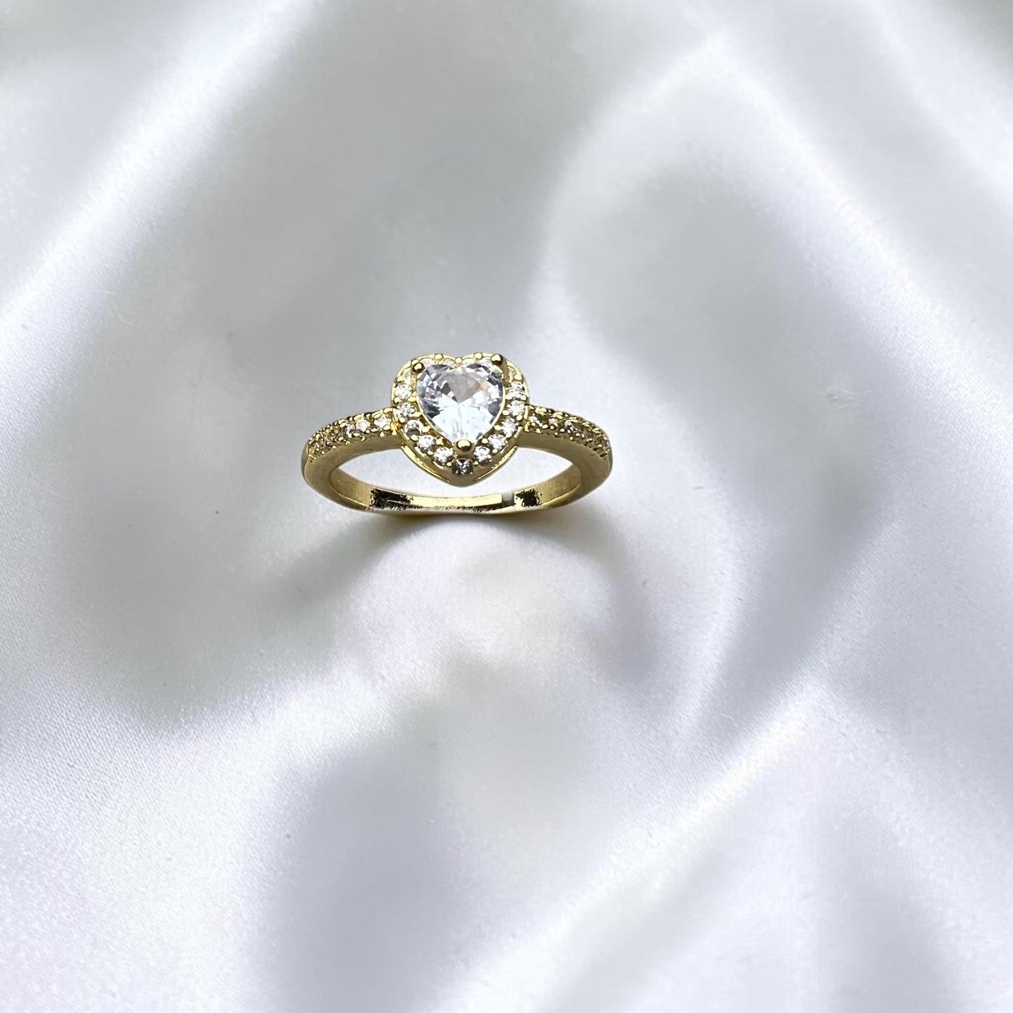 Crystal lune Ring