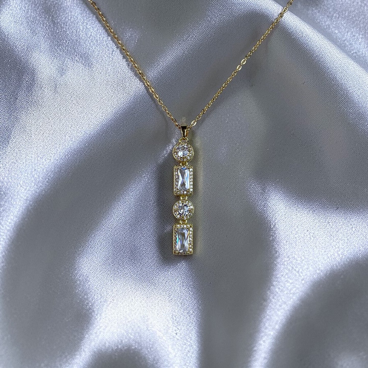 Royal Aura