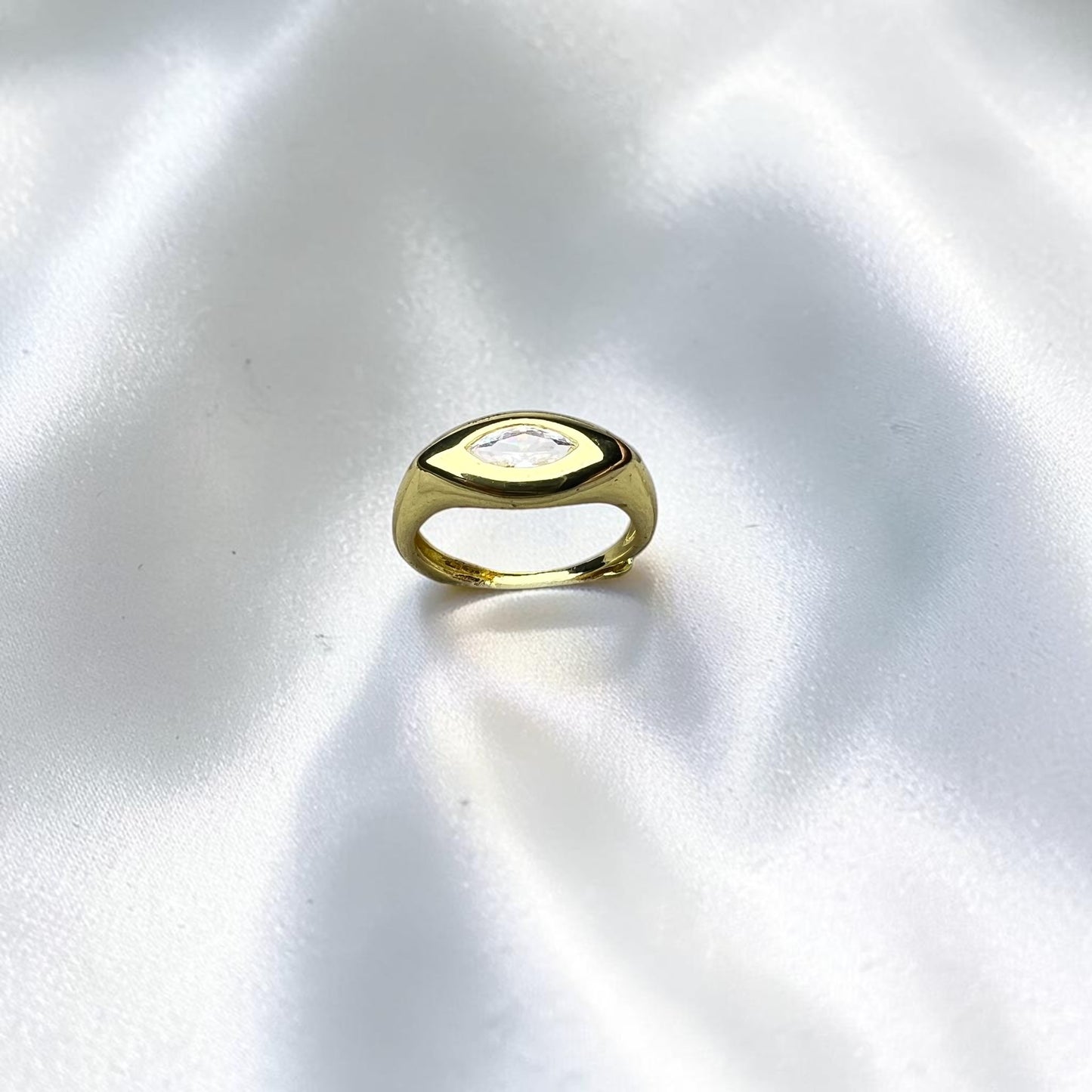 Nera pinky Ring