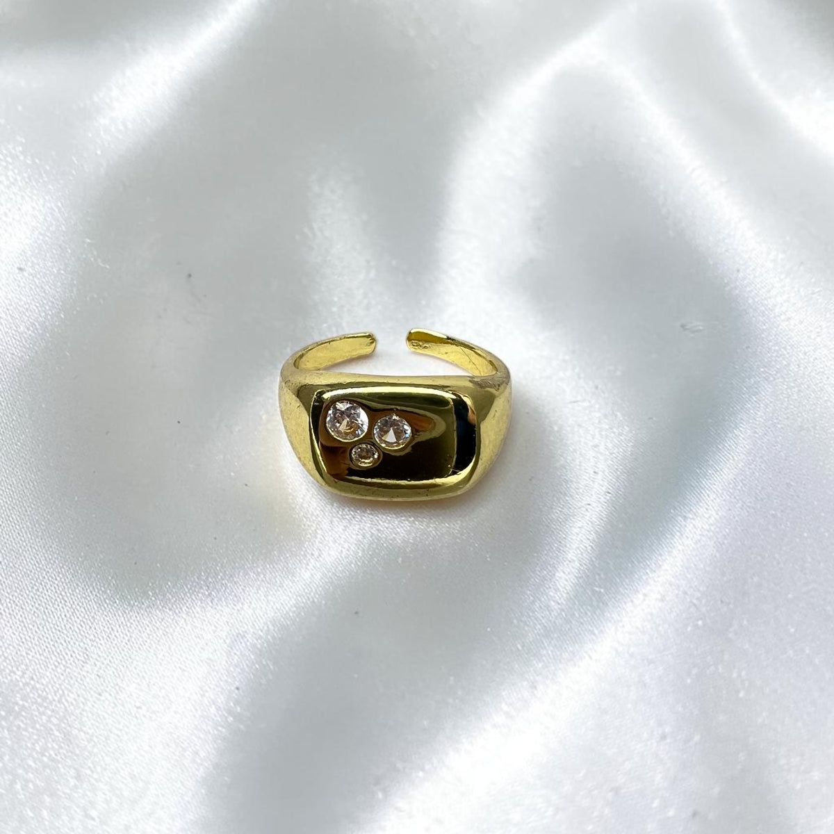 Elodie pinky Ring