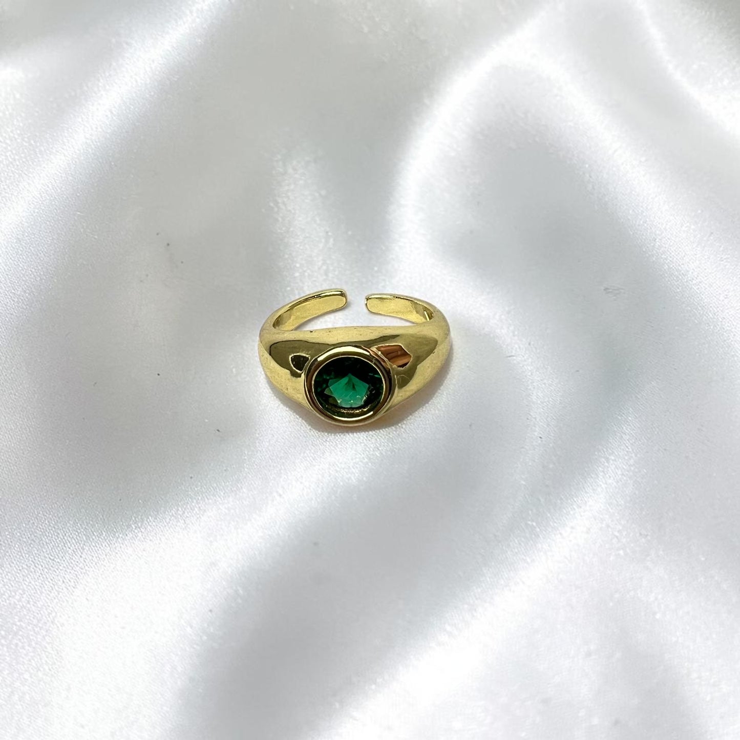 Selene pinky Ring