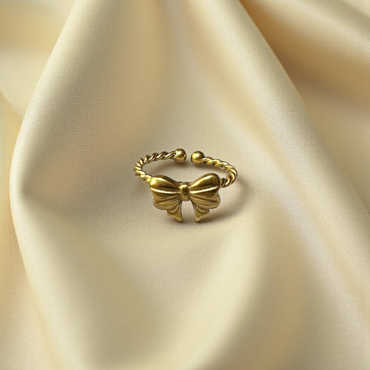 Selene Ring