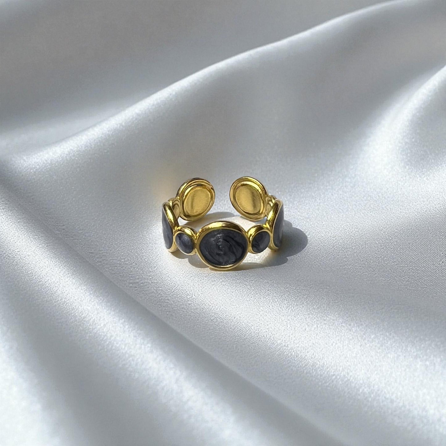 Eirene Ring
