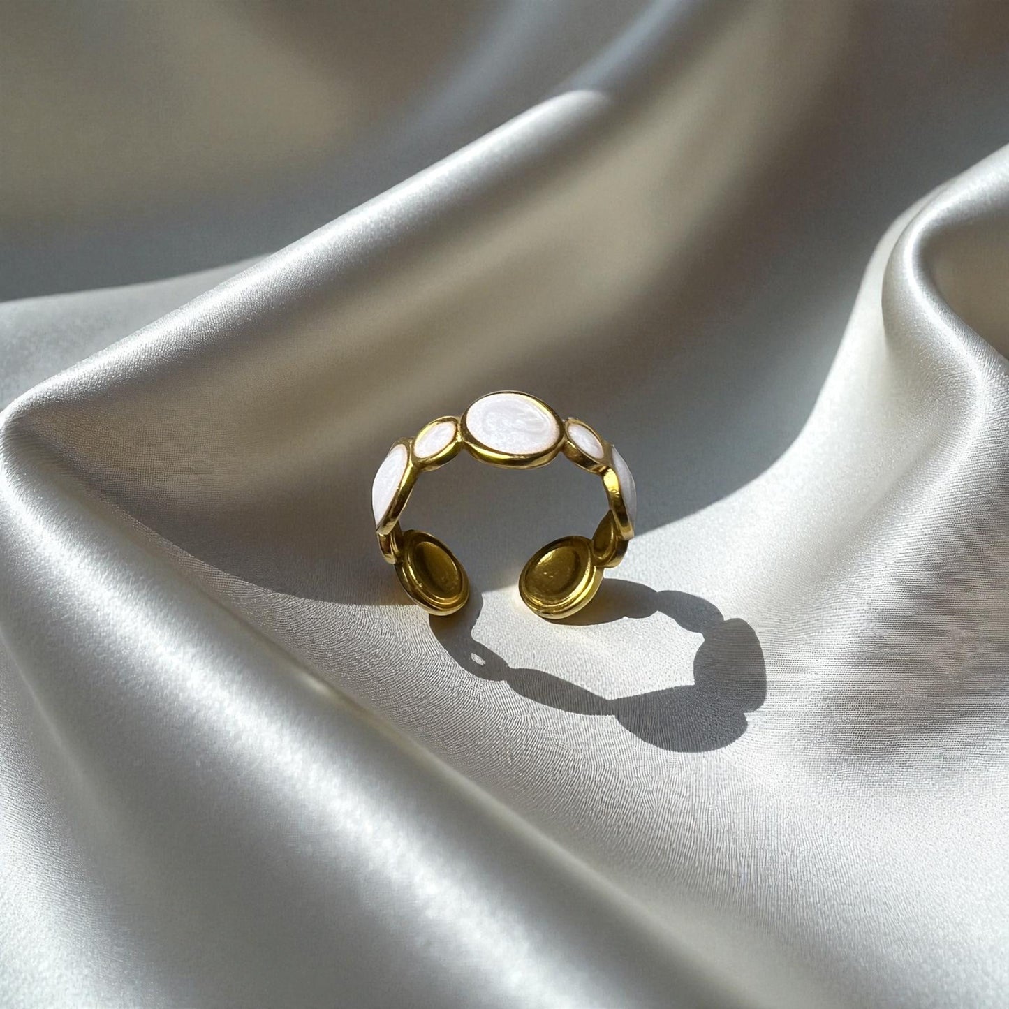 Eirene Ring