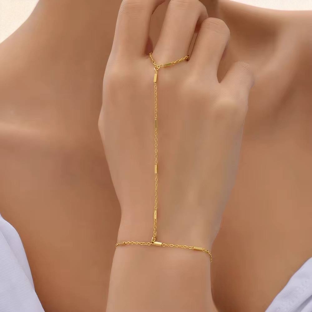 Ora's Hand Chain