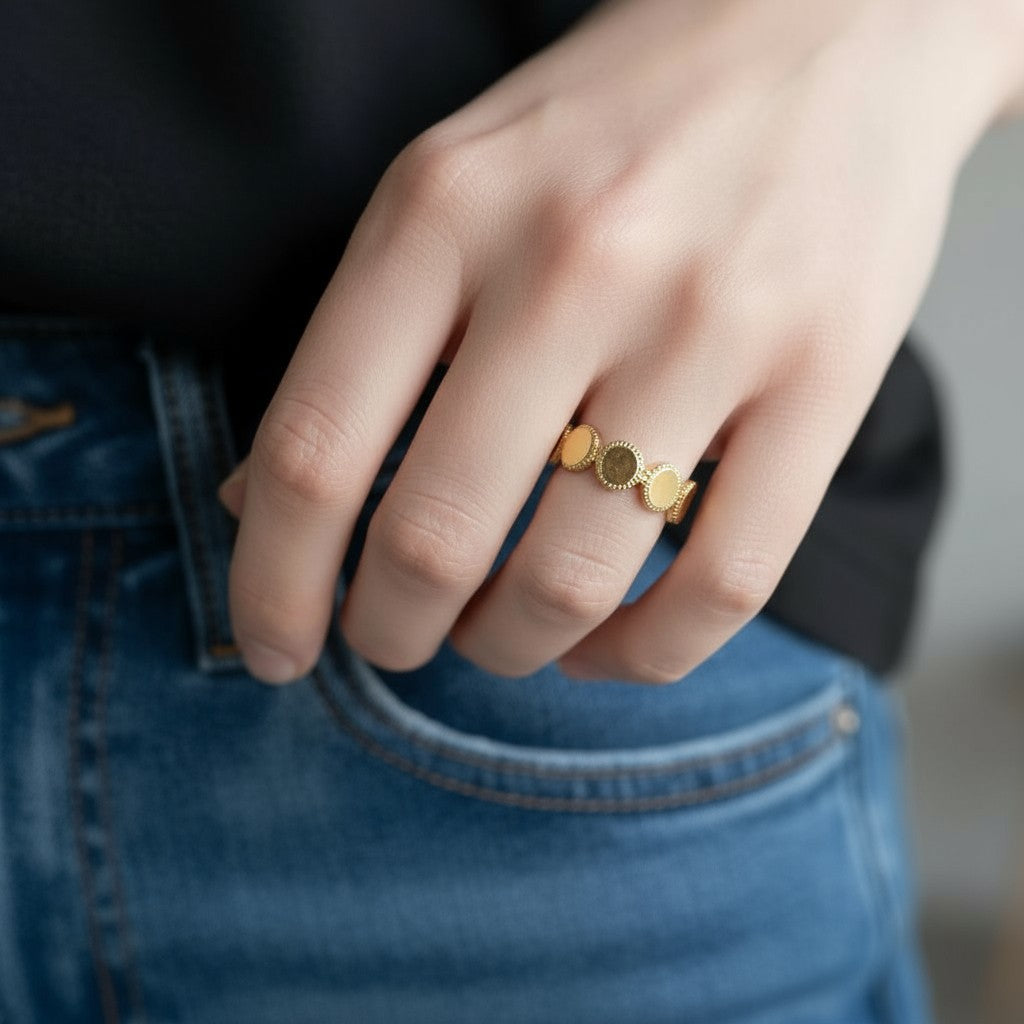 Vespera Ring